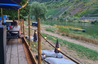 Gründungs-Pier - die Location am Moselufer