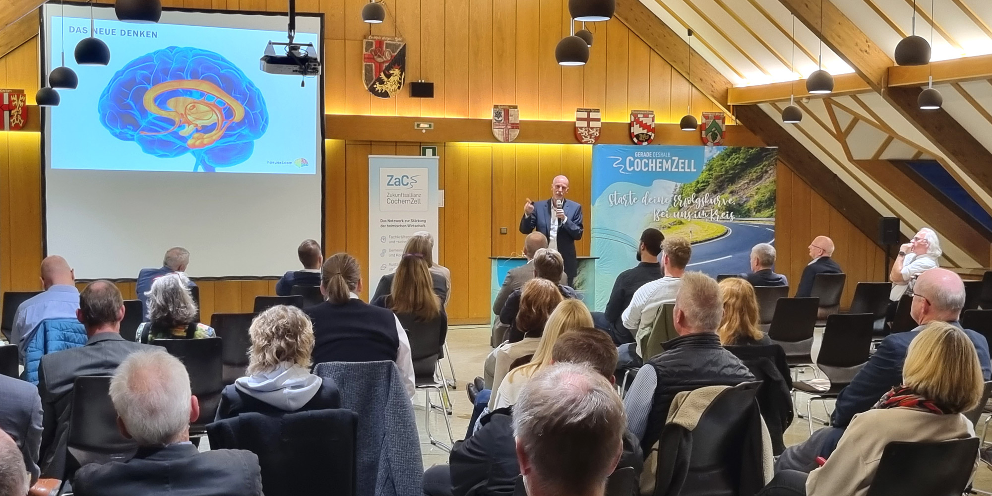 ZaC-Konferenz 2022, Referent Dr. Häusel