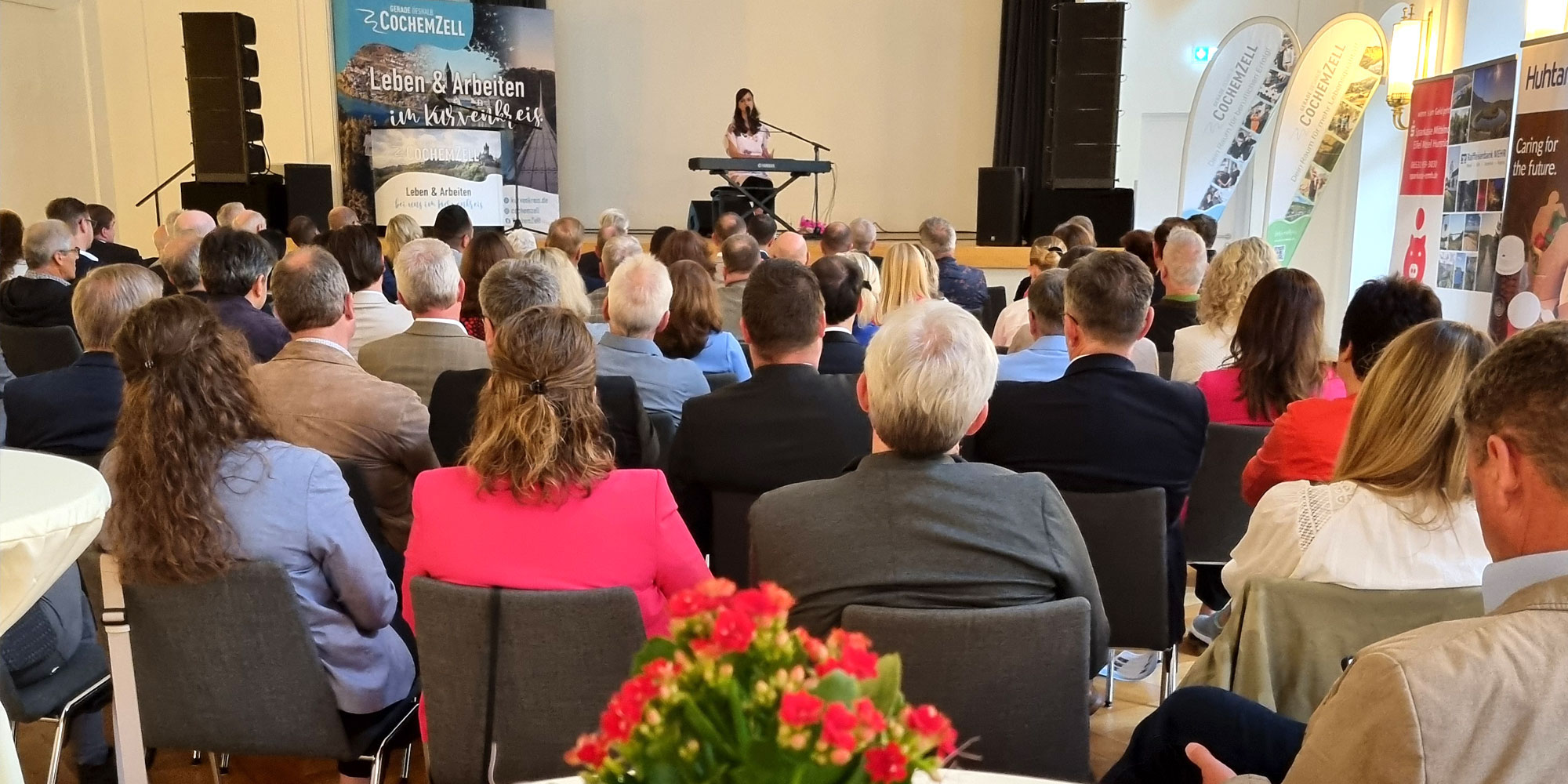 Titelbild Anna Piechotta, Sommerfest 2024 Anna Piechotta war der Haupt-Act beim diesjährigen Sommerfest der Wirtschaft in CochemZell