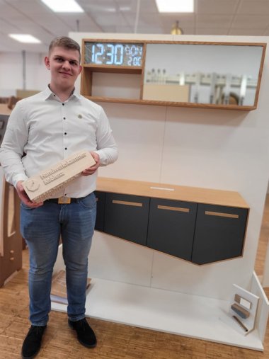 Florian Thönnes hat bei der Meisterprüfung den 3. Platz beim Designpreis gewonnen.