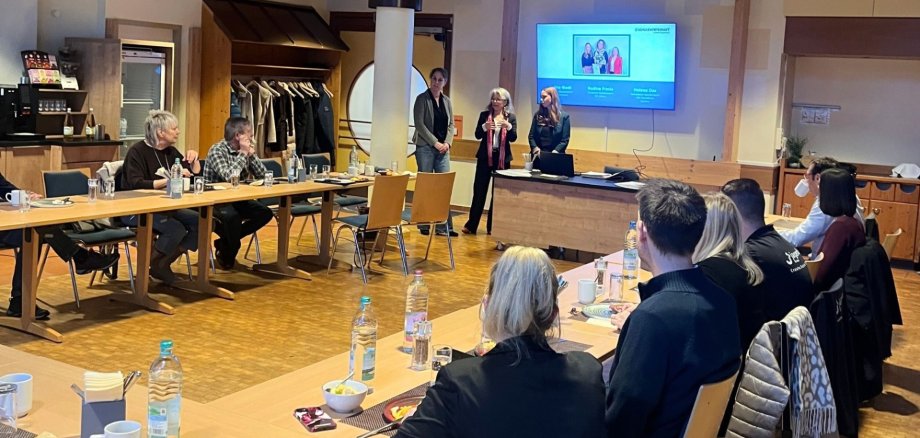 Unternehmerfrühstück in der St. Martin Gastronomie im Eifel-Maar-Park in Ulmen.