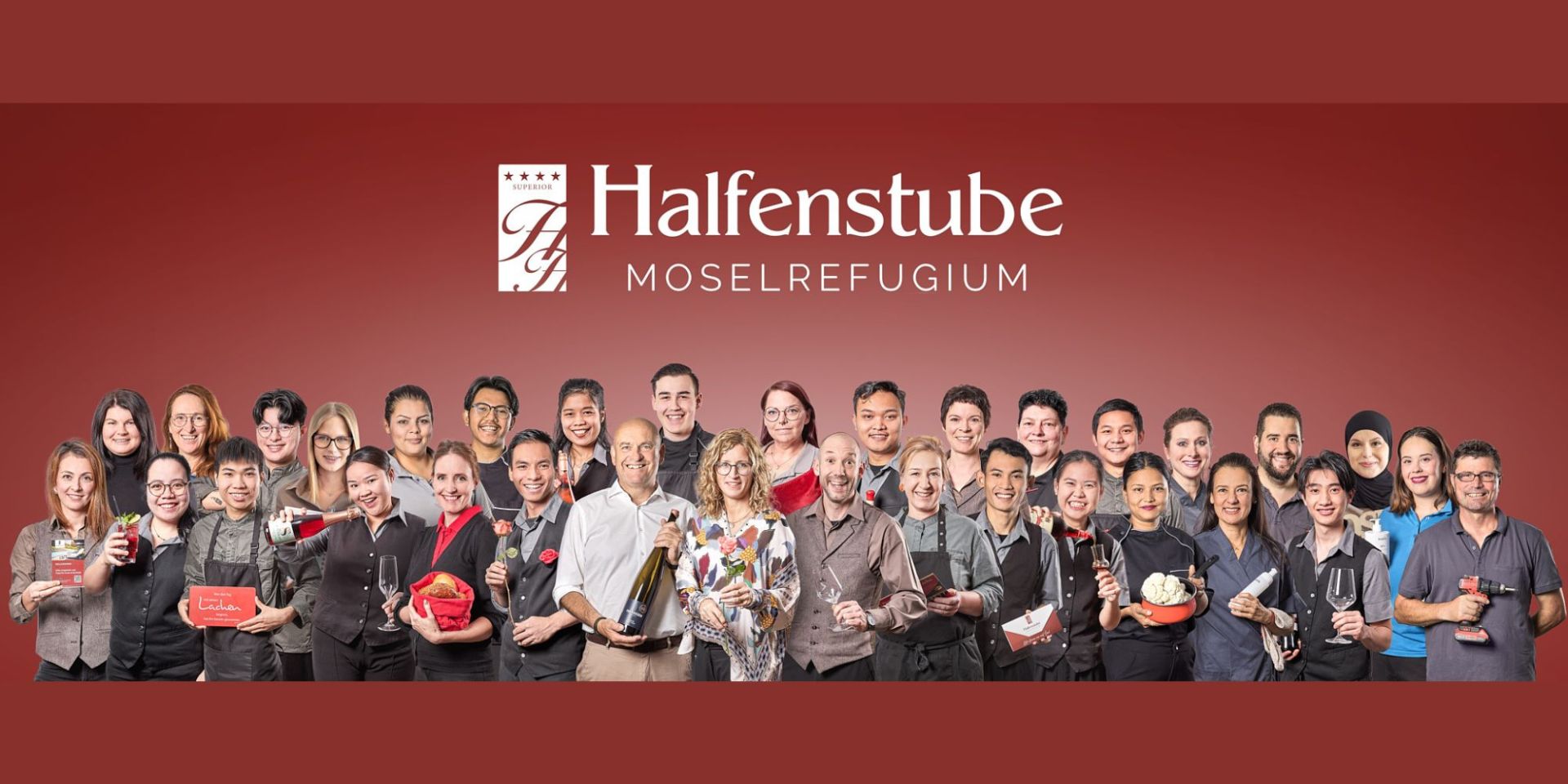 Belegschaft Hotel Halfenstube 2025 Gruppenbild der Belegschaft des Hotels Halfenstube 2025