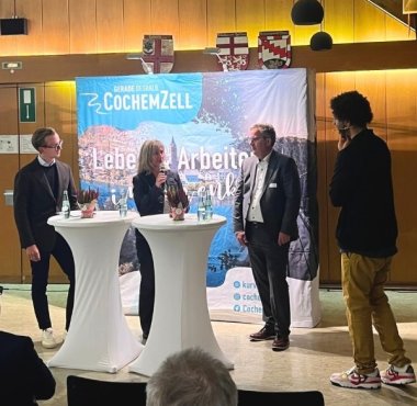 Landrätin Anke Beilstein mit Nico Schnorpfeil und Rainer Thelen über Wege zu mehr Cyberresilienz.