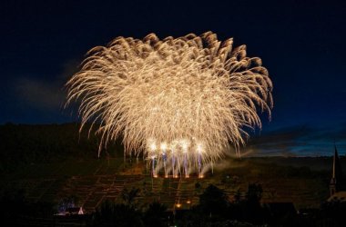 Feuerwerk Bruttiger Winzerfest Feuerwerk auf dem Bruttiger Winzerfest