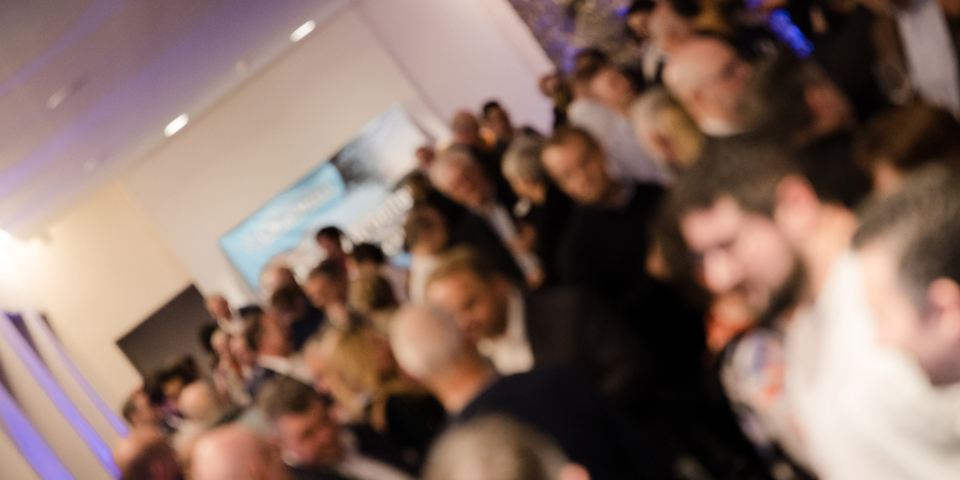 Gäste auf einer Veranstaltung der Wirtschaftsförderung Gäste auf einer Veranstaltung der Wirtschaftsförderung im Kapuzinerkloster in Cochem