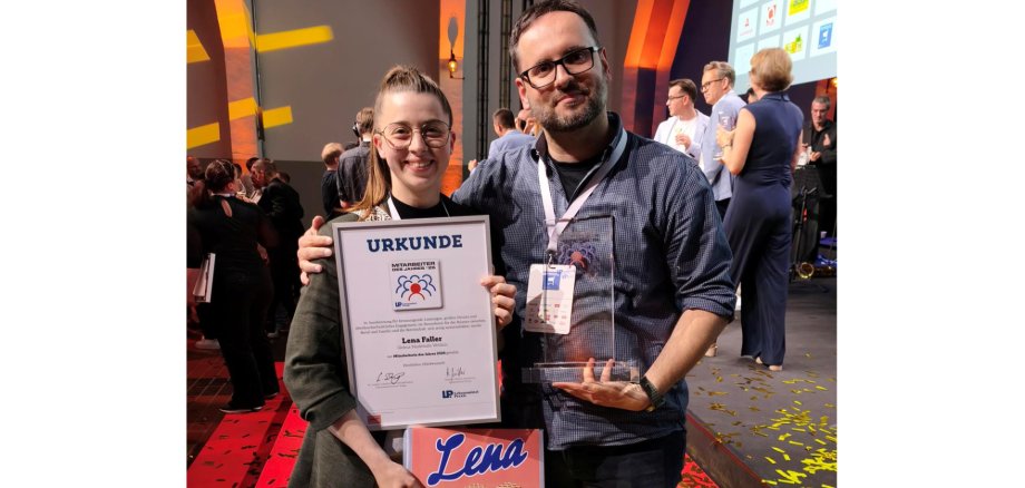 Preisträgerin Lena Faller GLOBUS-Mitarbeiterin Lena Faller bei der Preisverleihung zur Auszeichnung der Mitarbeiter des Jahres