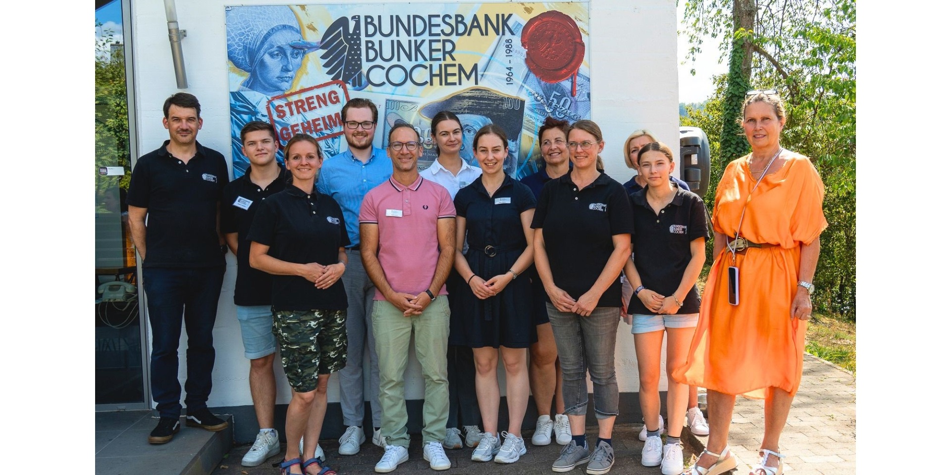 Gruppenfoto beim Aktionstag Bundesbunker.