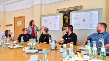 Diskussion beim Sponsorenworkshop Diskussion beim Sponsorenworkshop zur Generation Z in Cochem