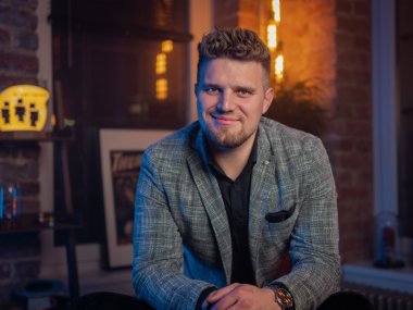 Pressefoto von Magier, Mentalist und Keynote Speaker Timothy Kahler