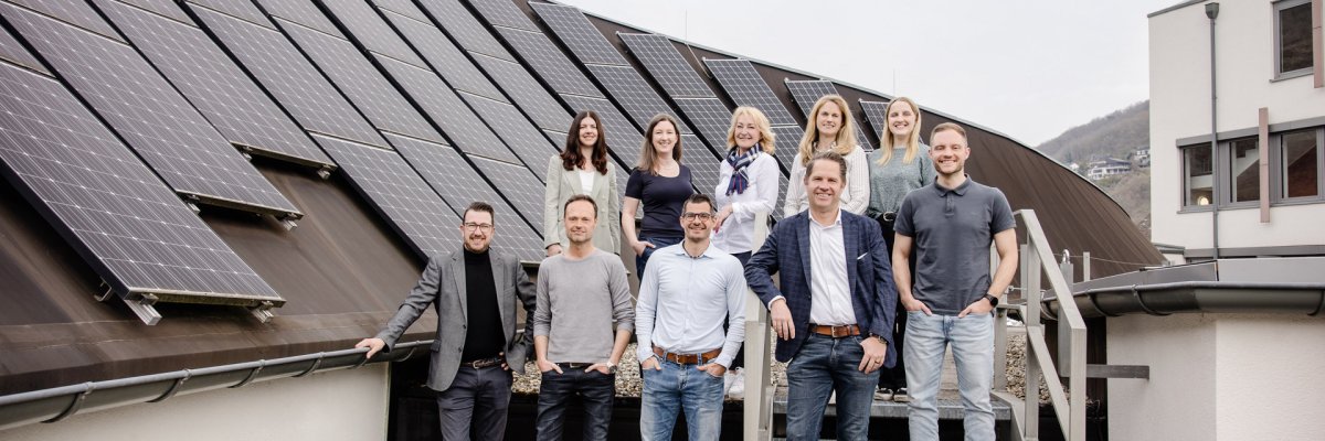 Teamfoto Eigenbetrieb Wirtschaft & Innovation Teamfoto Kreiswerke Cochem-Zell, Eigenbetrieb Wirtschaft & Innovation