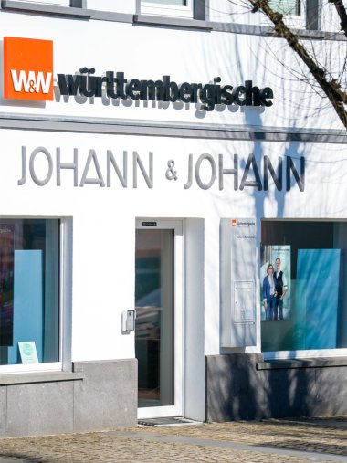 Außenansicht der Hausfassade von der Agentur Johann und Johann in Ulmen