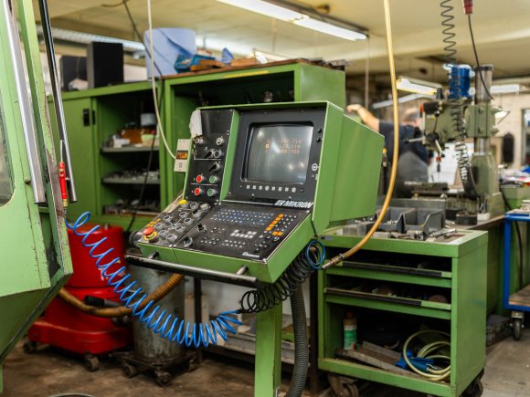 Alte Maschinen Alte Maschinen in der Produktion der Firma Pressta-Eisele