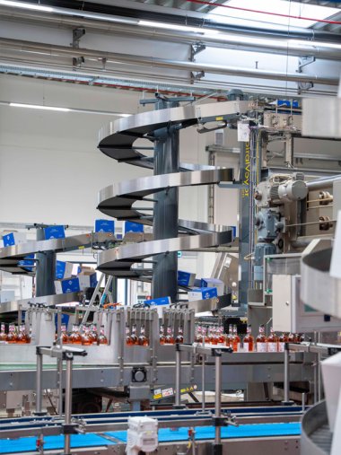 Blick in die Produktionsanlage der Firma ZGM