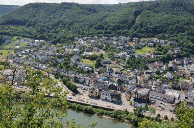 Blick auf den Stadtteil Sehl in Cochem an der Mosel