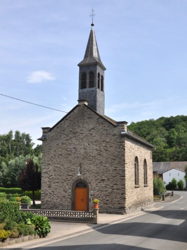 Die Kirche der Ortsgemeinde Brachtendorf im Kurvenkreis CochemZell