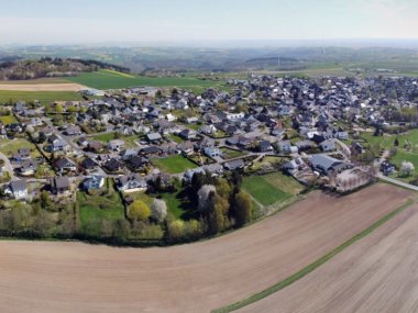 Luftbild der Ortsgemeinde Düngenheim in CochemZell
