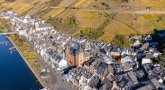 Kurvenkreis, Stadt Zell, Luftaufnahme Luftaufnahme der Altstadt von Zell (Mosel) in CochemZell