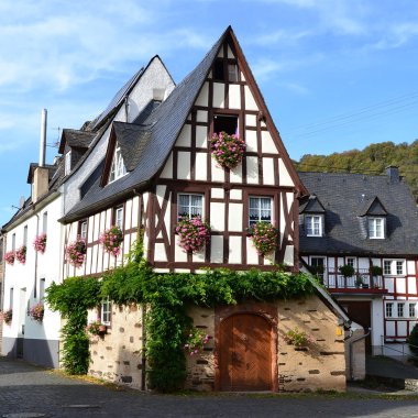 Ernst Mosel Moselhaus